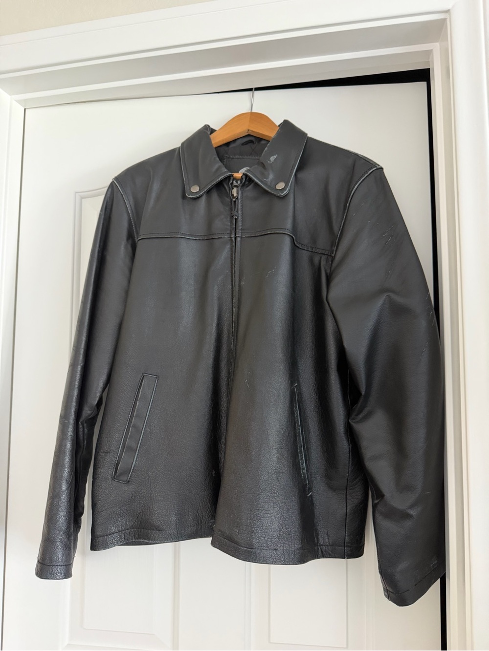 Men's Black Authentic Leather Jacket